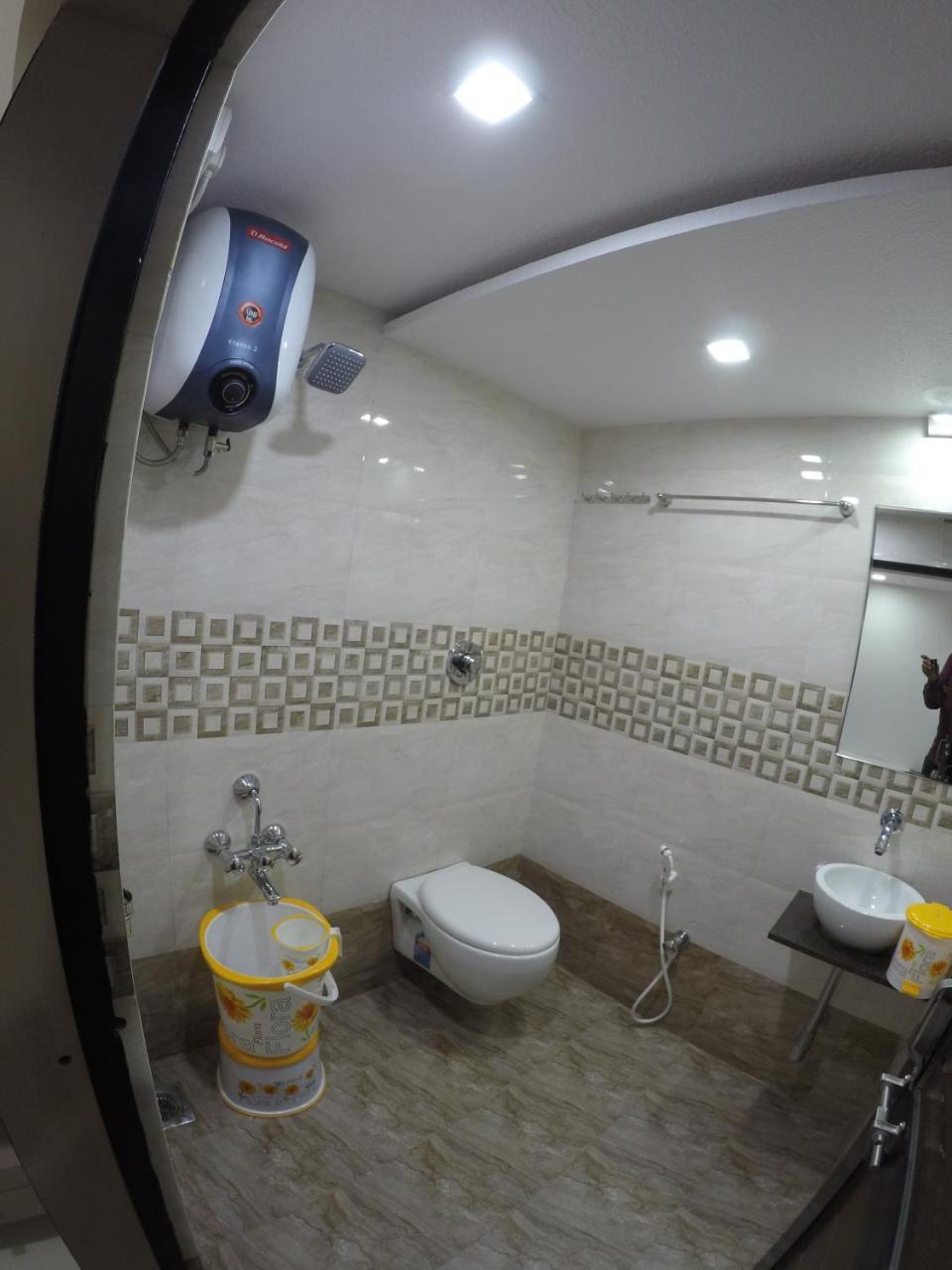 Hotel Ideal Vadodara Chambre photo